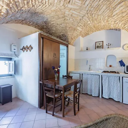 Apartment La Mansarda Di Martina By Rentbeat